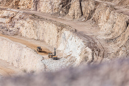 Magnesite mine1 Magnesite mine1